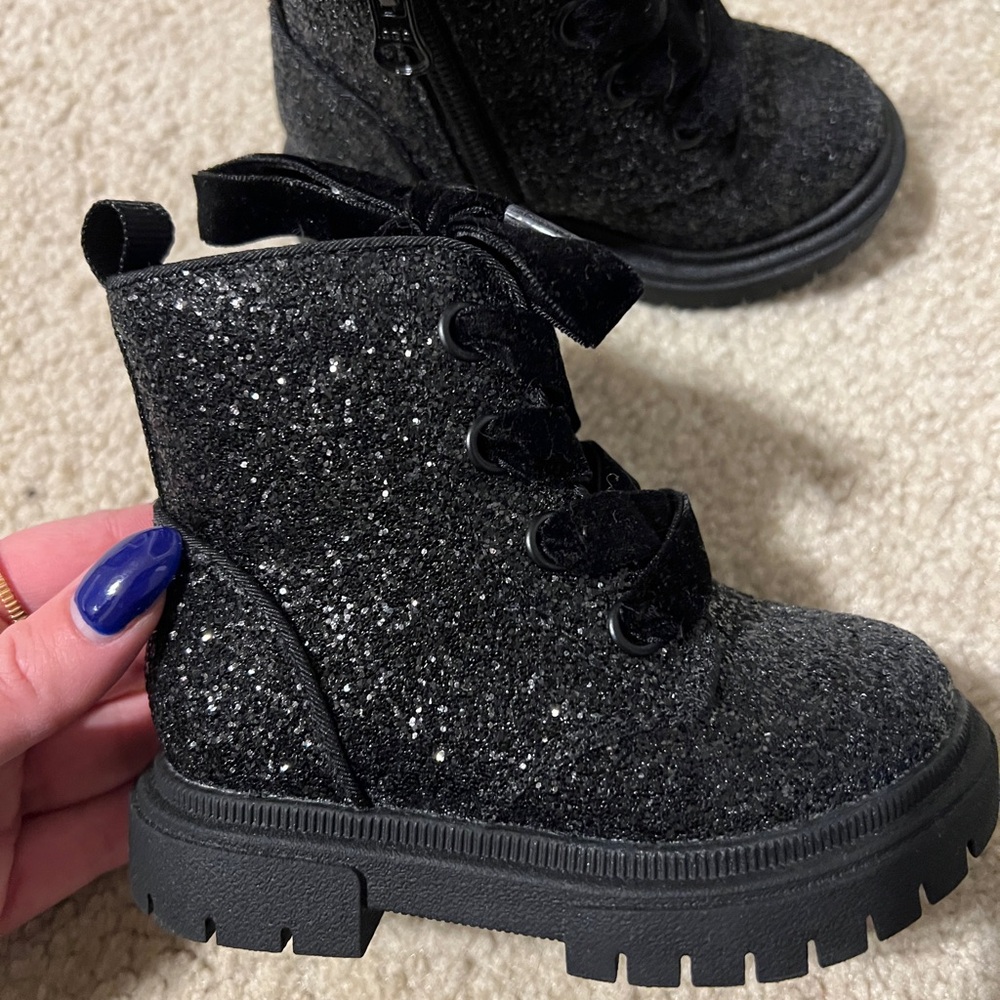 Cat & Jack Black Glitter Kids Boots